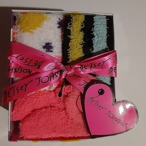 Betsey Johnson Plush Socks 3 Pack In Gift Box New